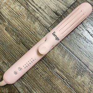 L’ange Airflow Titanium Styler.